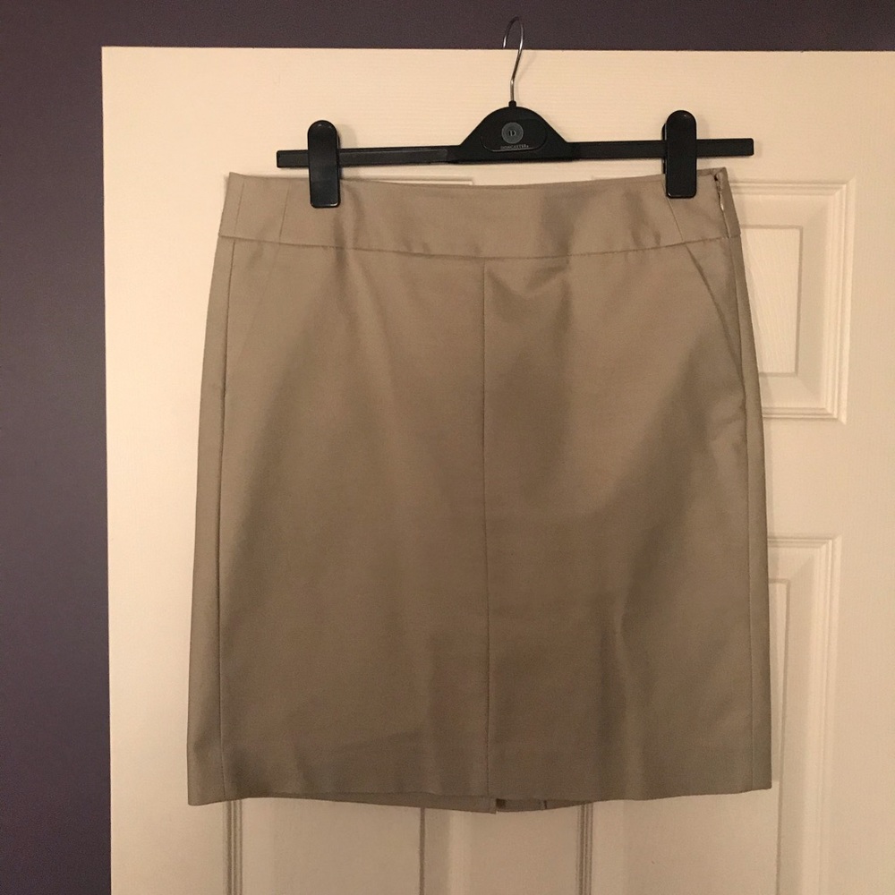 Banana Republic Khaki skirt